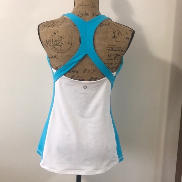 11.Lululemon Run: Fast Track Tank White / Spry Blue 4 - Picture 6 of 8